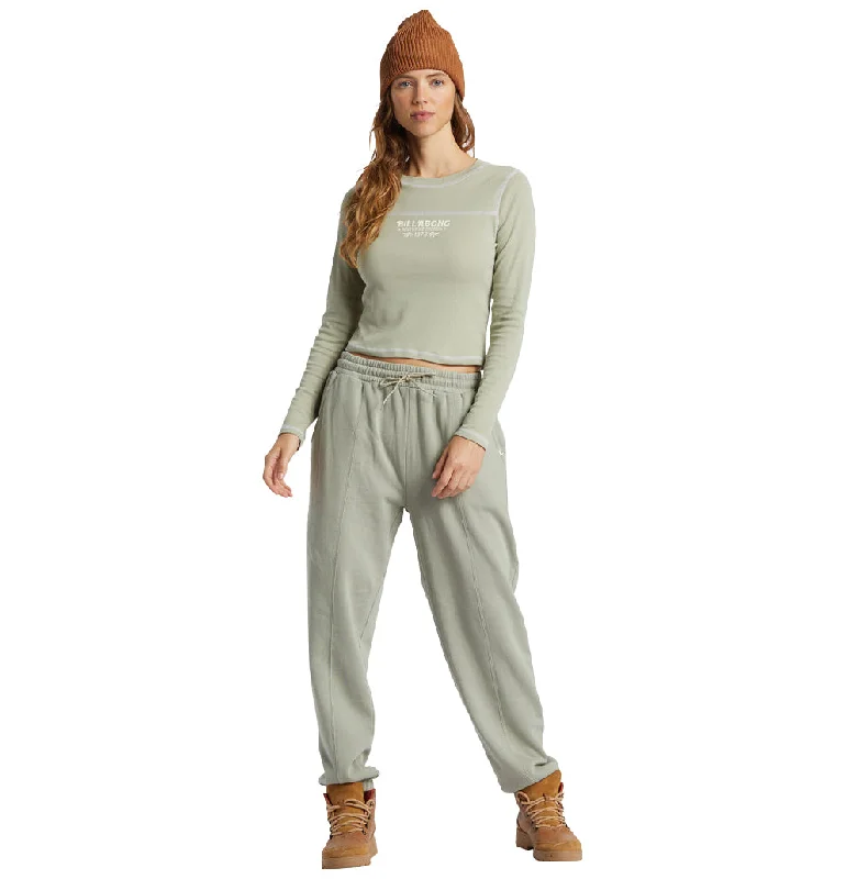 Billabong Hike Date Sweatpant Redefining Women's Fashion