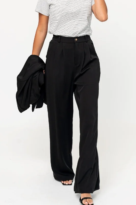 Jessie Pants in Black Trendy Urban Attire