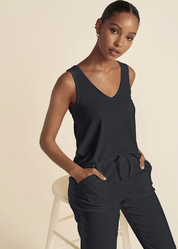 Comfort Kit V-Neck Tank - Black Fashion Forward Style